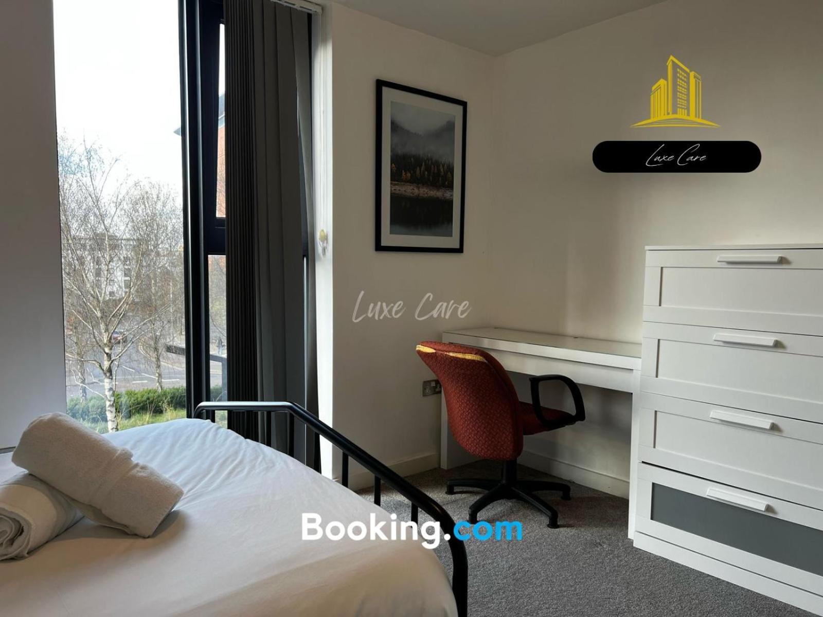 Last-Minute Specials L Book It Now L Sleeps Up To 4 L 2 Bed 2 Bath - Gym - Prime Birmingham Location L Jvt Short Lets Exterior photo