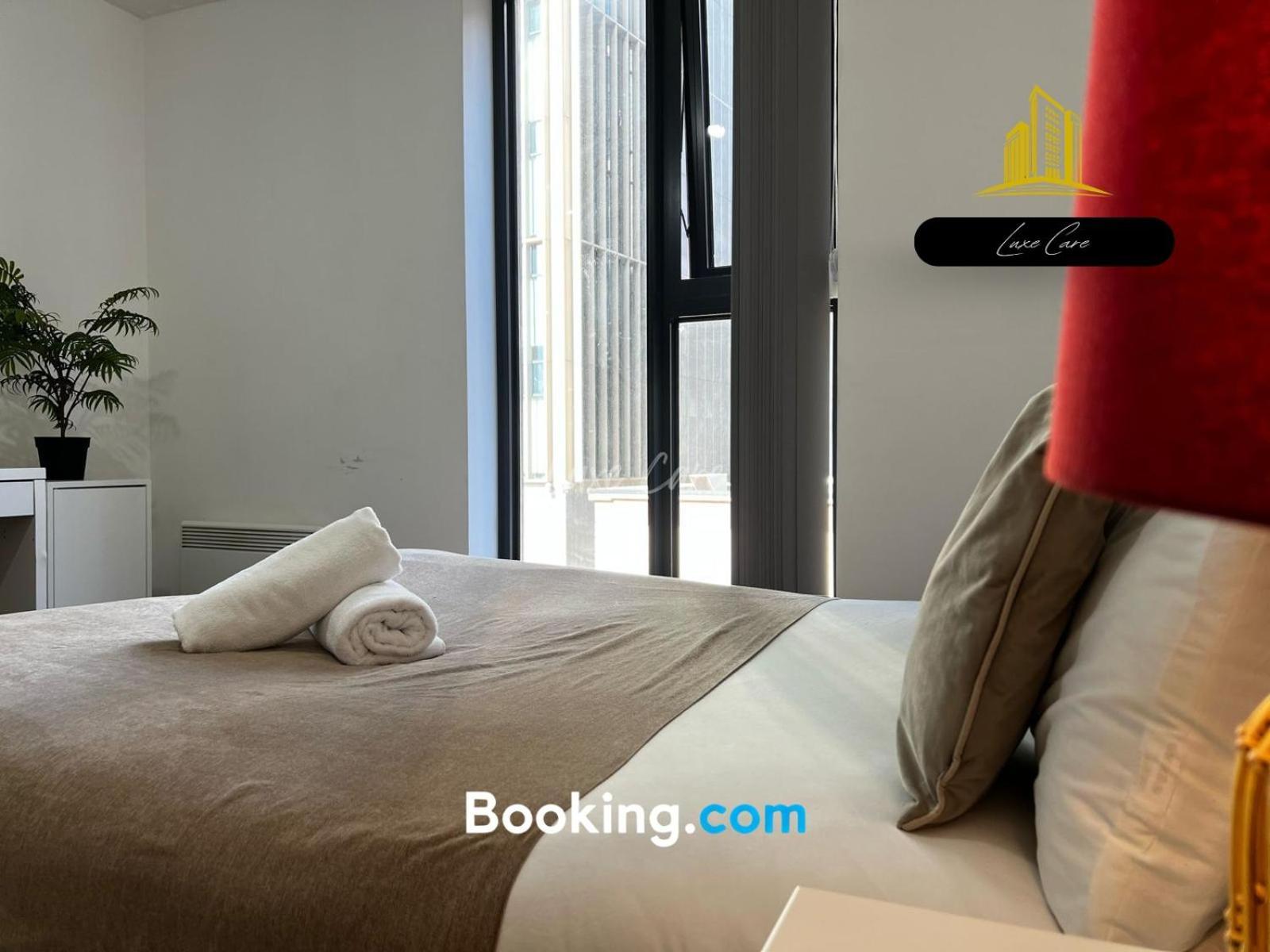 Last-Minute Specials L Book It Now L Sleeps Up To 4 L 2 Bed 2 Bath - Gym - Prime Birmingham Location L Jvt Short Lets Exterior photo